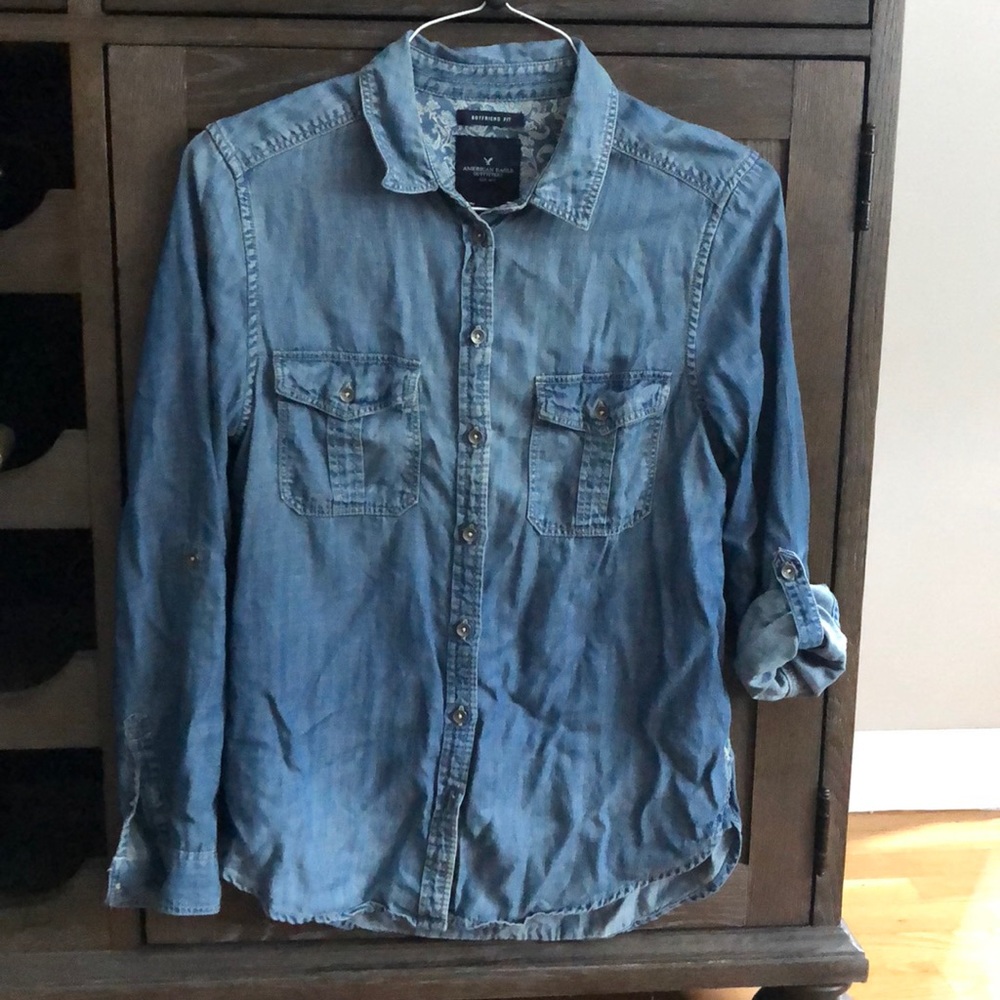American Eagle Jean shirt